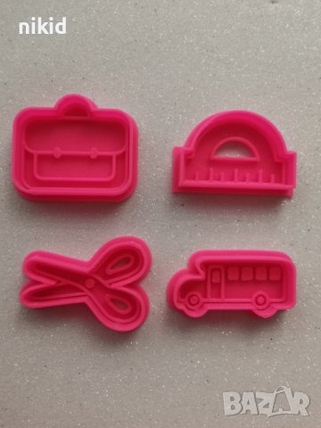 4 бр малки училище ножица автобус линия чанта пластмасови резци резец форма форми за сладки тесто , снимка 1 - Форми - 42461479