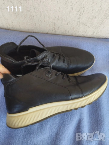 Ecco и Geox номер 45.