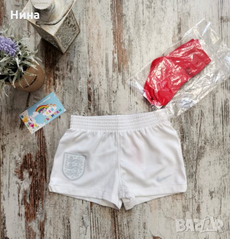 Къси панталони Nike