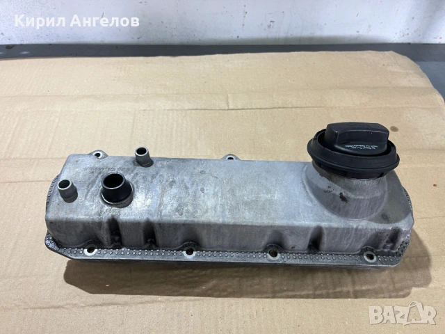 Капака на клапаните за VW Golf 4 1.9 TDI, снимка 2 - Части - 53896565