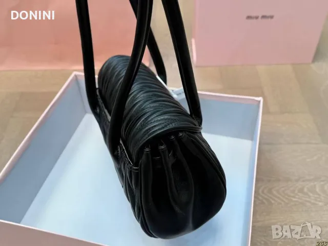 Miu Miu Belair Дамска чанта, кожа, снимка 2 - Чанти - 55933814