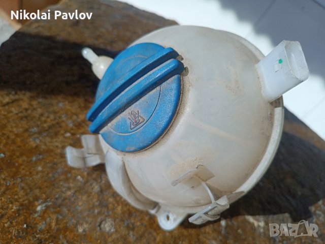 казанче за антифриз за Фолксваген голф 5 , снимка 1