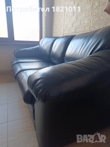 кожен диван