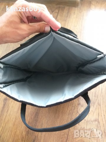 haglofs laptop bag - страхотна лаптоп чанта КАТО НОВА, снимка 7 - Чанти - 33834922