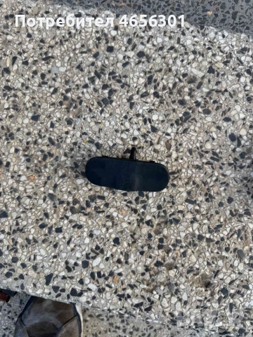 Дясна Пръскалка за предно стъкло на Ауди A4,A5 само по 25лв. броя 8T0955988B, снимка 2 - Части - 52487262