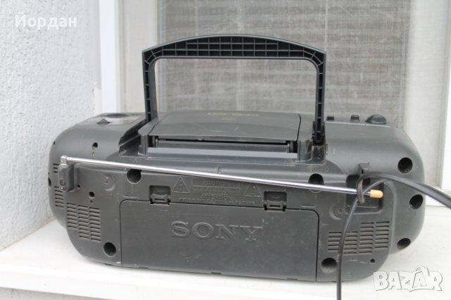 Радио ''Sony CFD-101'', снимка 7 - Радиокасетофони, транзистори - 44295024