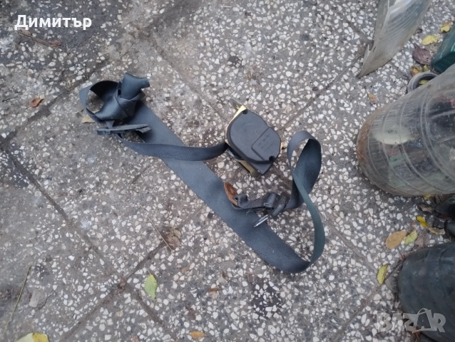 Колан Заден Десен За Нисан Примера Седан 1991г / Nissan Primera Sedan 1991y