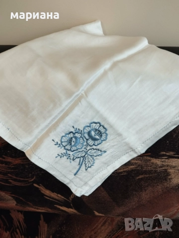 сатенено каре-60/50см.