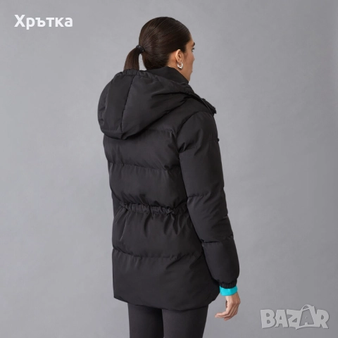 Mercedes AMG F1- Оригинално дамско зимно яке размер S-М, снимка 2 - Якета - 52940816