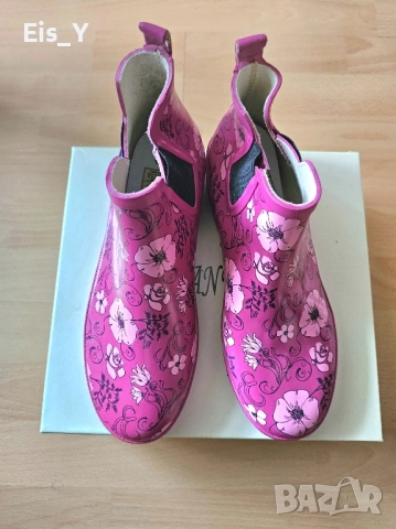 Красиви НОВИ гумени боти, номер 40, снимка 3 - Дамски боти - 51939663