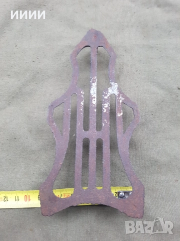 Скара за ютия на жар 4