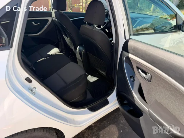 Hyundai I30 1.6 GDI 135кс серв.история Euro 5, снимка 10 - Автомобили и джипове - 56251414