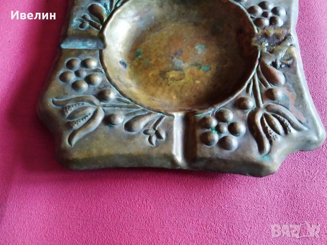 стар бронзов пепелник, снимка 3 - Антикварни и старинни предмети - 29707388