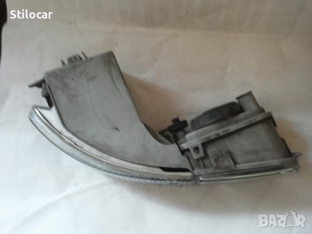 Фар мъгла/габарит Ford Scorpio 94-98г десен, снимка 2 - Части - 42850288