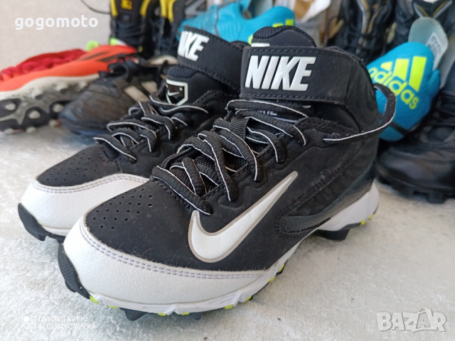 нови  унисекс детски бутонки, бейзбол  NIKE® original AIR HUARACHE, футболни обувки, калеври 30 - 31, снимка 2 - Детски маратонки - 44639537