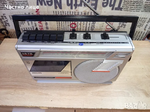 Касетофон "Philips"D7150, снимка 2 - Радиокасетофони, транзистори - 56409690