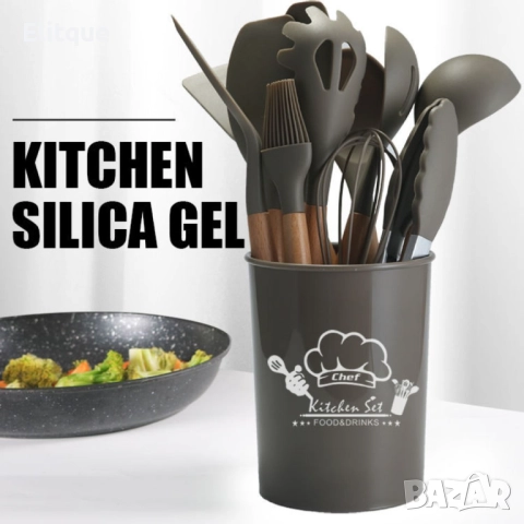 Комплект кухненски прибори от 12 бр. с дървена дръжка