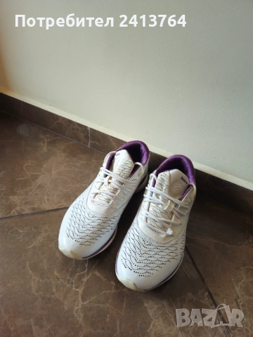 Маратонки Reebok 37.5, снимка 3 - Маратонки - 54016035