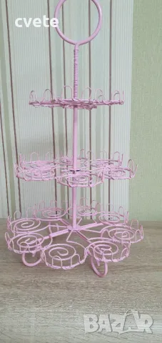 Поставка за мъфини и сладкиши, метална, на три нива, снимка 3 - Форми - 47668465