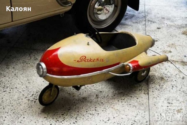 Купувам стара детска метална кола с педали, москвич с педали , снимка 12 - Колекции - 31866978