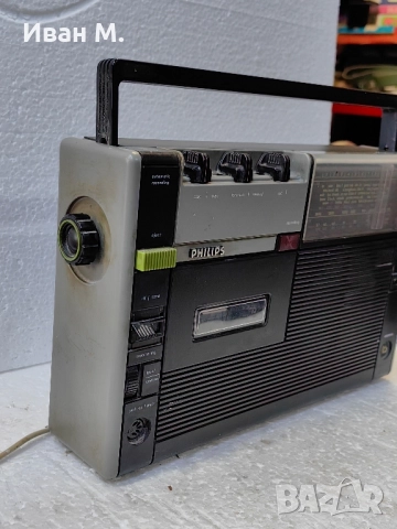 Радиокасетофон Philips RR 242 , снимка 3 - Радиокасетофони, транзистори - 51845377