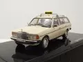 Mercedes-Benz 200 T S123 Kombi Taxi такси 1979 - мащаб 1:43 на IXO моделът е нов в PVC дисплей-кейс, снимка 1
