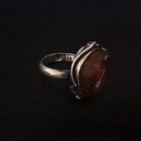 Дизайнерски масивен  сребърен пръстен с естествен кехлибар ръчна изработка , снимка 3 - Пръстени - 39184889