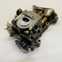 Маслена помпа за Opel Опел Астра К 1.0 Турбо B10XFL 55494912 63220086 2017, снимка 1 - Части - 44419175