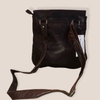 Мароканска чанта през рамо от естествена кожа в тъмнокафяв цвят, снимка 2 - Чанти - 34926125