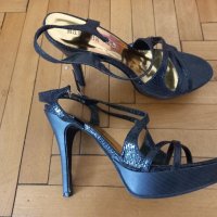 Черни обувки Max moda, снимка 1 - Дамски обувки на ток - 33897223
