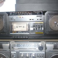 Продавам касетофон Шарп, снимка 2 - Аудиосистеми - 42066817