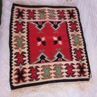 Чипровски малки килимчета 2 бр, снимка 2 - Декорация за дома - 38573917