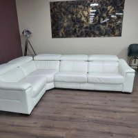 Бял ъглов кожен диван с функция сън "Clarence", снимка 10 - Дивани и мека мебел - 42486603