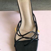 Дамски сандали на ток NOVO 38номер, снимка 5 - Дамски обувки на ток - 40712779
