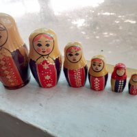 Стара руска кукла матрьошка с интарзия 7 броя, снимка 8 - Антикварни и старинни предмети - 37430506