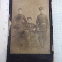 Снимка стара на трима военни, снимка 1 - Други ценни предмети - 31284536