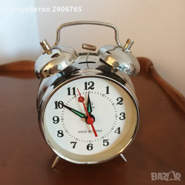 Часовник будилник с камбанки Китайски работещ, снимка 1