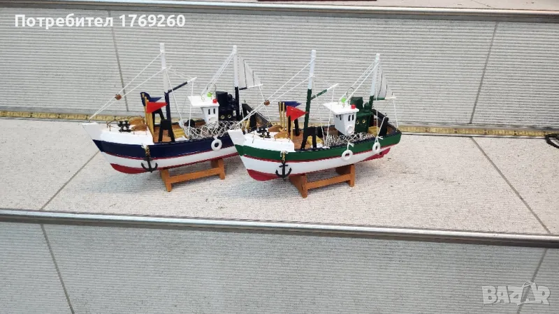 Продавам рибарски лодки,различни цветове!, снимка 1