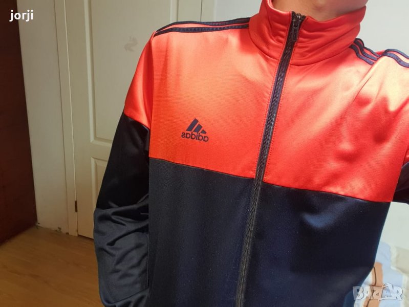 Adidas оригинална горница, снимка 1