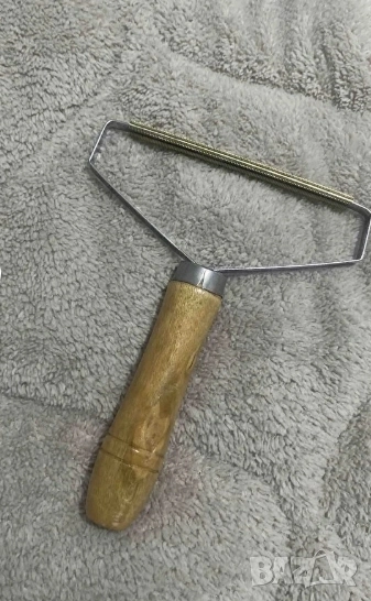   Ръчен уред за премахване на мъх и топчета от дрехи  , снимка 1