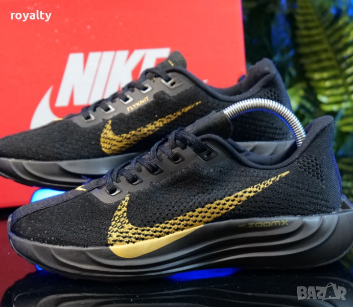 Мъжки маратонки NIKE ZOOMX Цвят Черно и Златисто, снимка 1