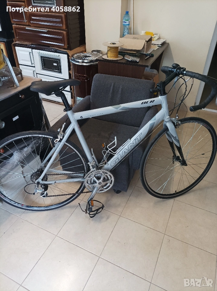 продавам шосеен велосипед Giant, снимка 1