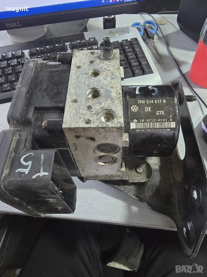 7H0614517B ABS ПОМПА Volkswagen T5 2.5 2007 7H0907379R, снимка 1
