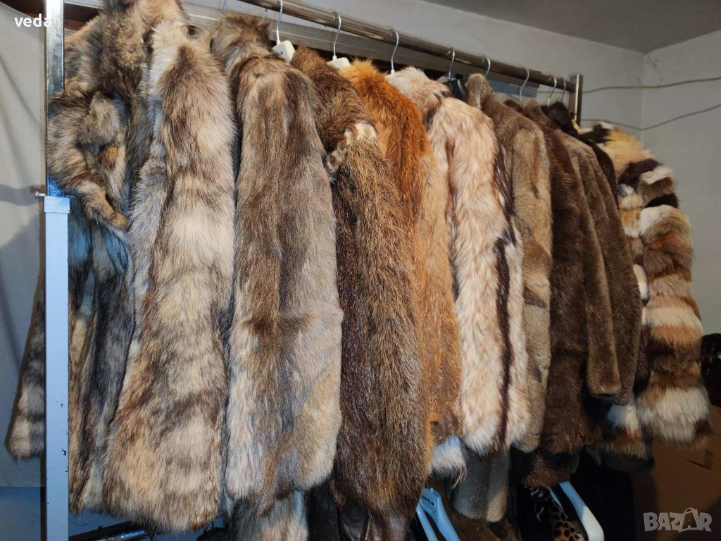 10 броя кожени палта , снимка 1