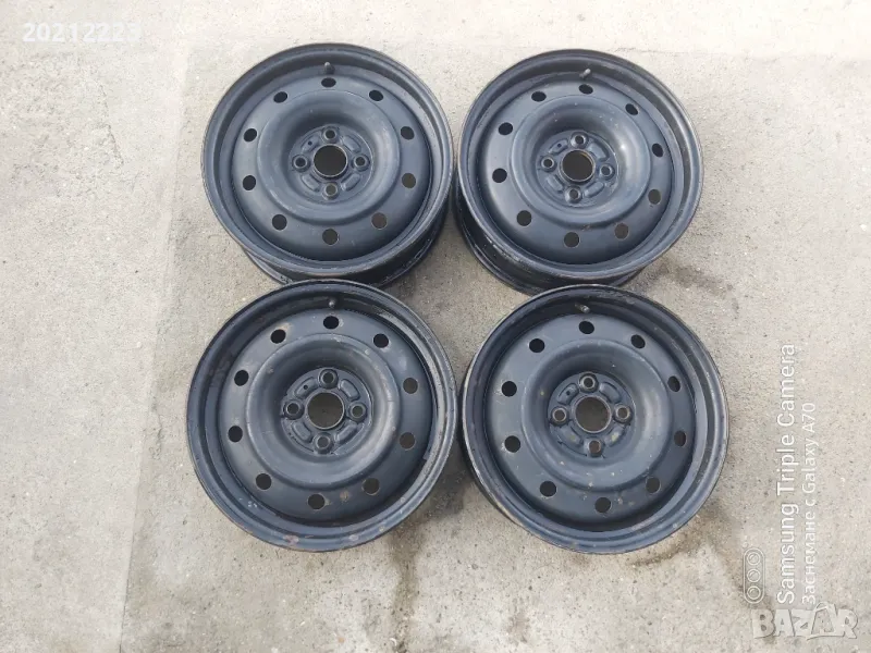 4 броя железни джанти за Тoyota Yaris 15, снимка 1