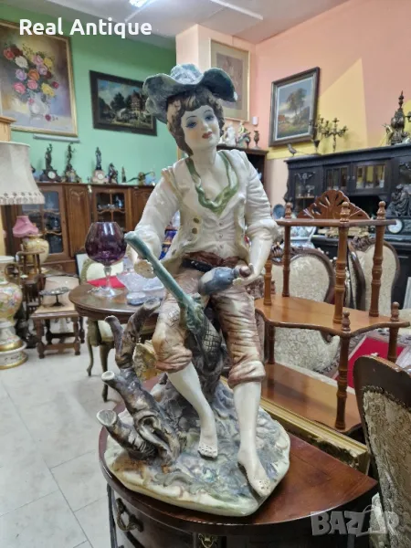 Страхотна голяма антикварна италианска порцеланова фигура статуетка Capodimonte , снимка 1