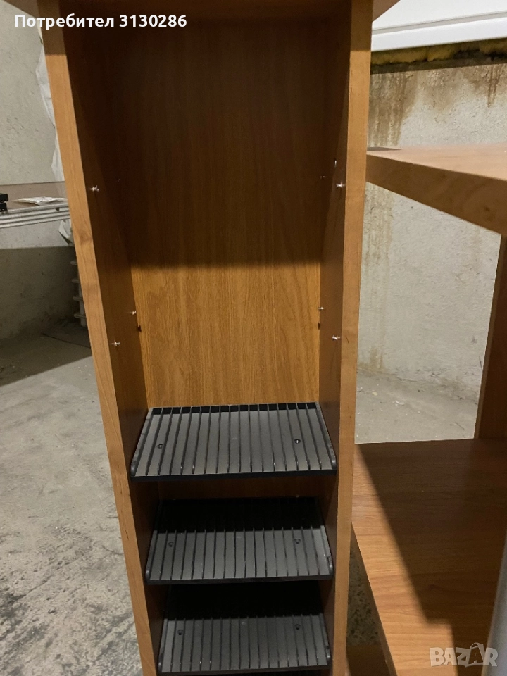 Шкаф за телевизор и дискове, снимка 1