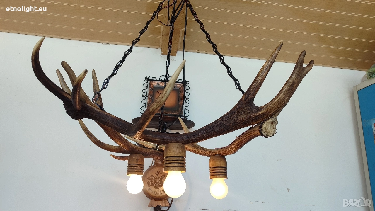 Ръчно изработен полилей от паднали еленови рога с ръчно изработени дървени чашки , снимка 1