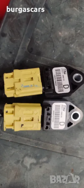 Сензор airbag 89831-0W010 Toyota Corolla Verso 04-09г - 30лв, снимка 1