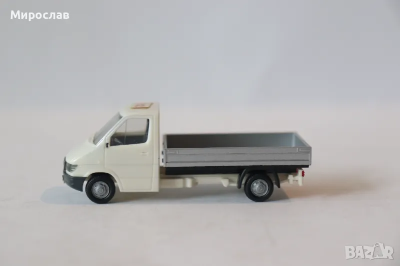 HERPA H0 1/87 MERCEDES BENZ SPRINTER БУС МОДЕЛ КОЛИЧКА, снимка 1